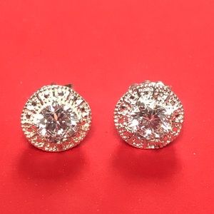 NWOT Brilliant round CZ silvertone stud earrings